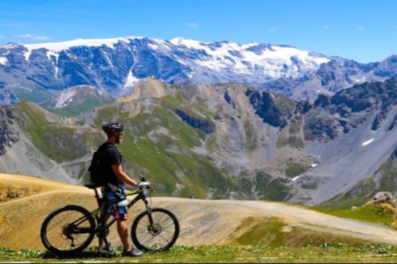 Les Brigues - Appartement Avec Vue Sur La Montagne Et Acces Aux Pistes Courchevel Luaran gambar